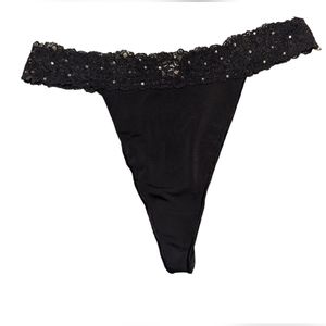 Vintage Victoria's Secret Low Rise Thong Size Large